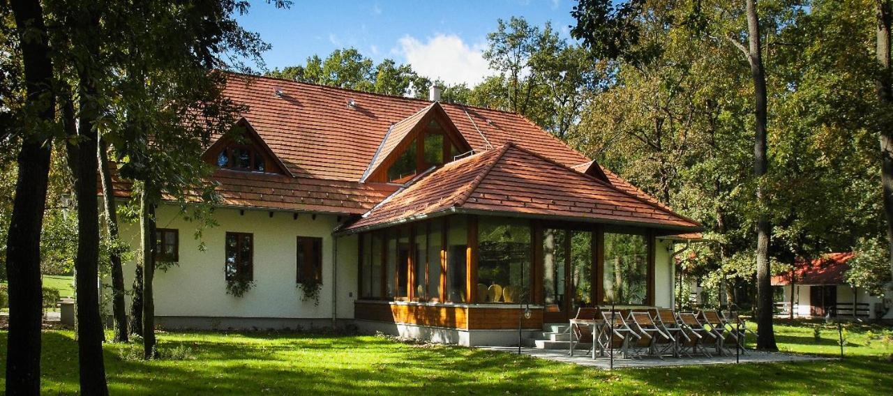Hodoseri Vadaszhaz Bakonyszentlaszlo Luaran gambar